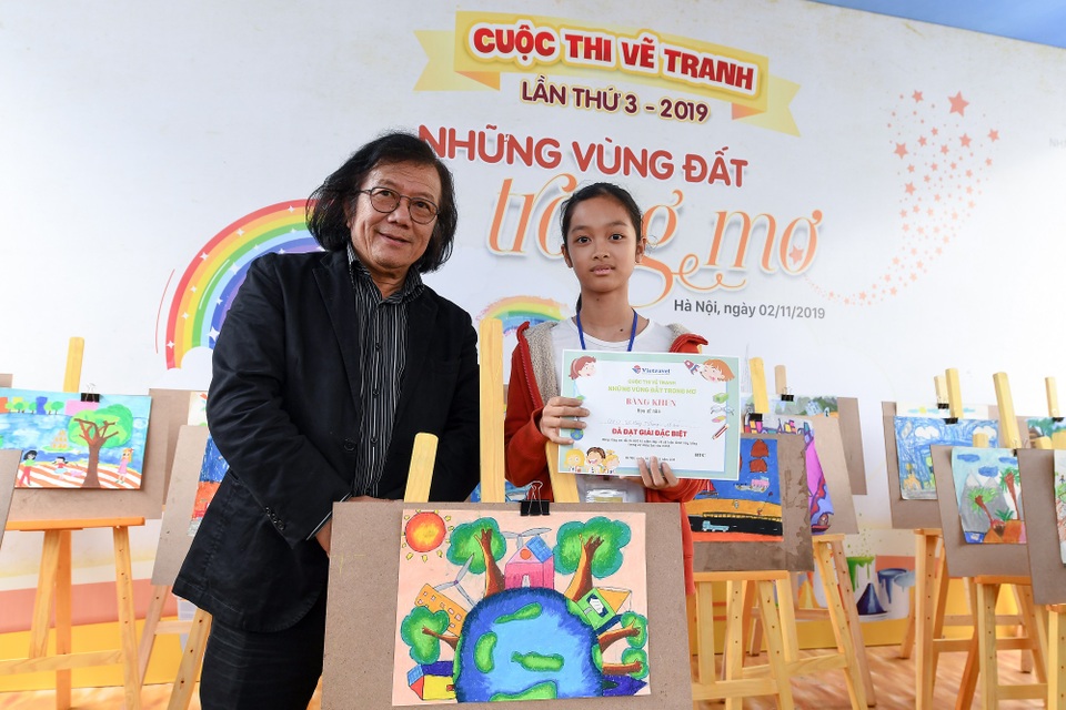 Hơn 200 hoạ sĩ nhí tham gia cuộc thi vẽ tranh vì môi trường xanh - 9 Hơn 200 hoạ sĩ nhí tham gia cuộc thi vẽ tranh vì môi trường xanh - 9