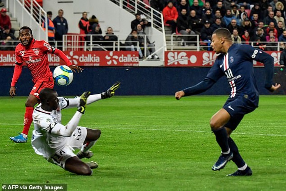 Mbappe ghi bàn, PSG vẫn nhận thất bại cay đắng trước đội cuối bảng Dijon - 2 Mbappe ghi bàn, PSG vẫn nhận thất bại cay đắng trước đội cuối bảng Dijon - 2