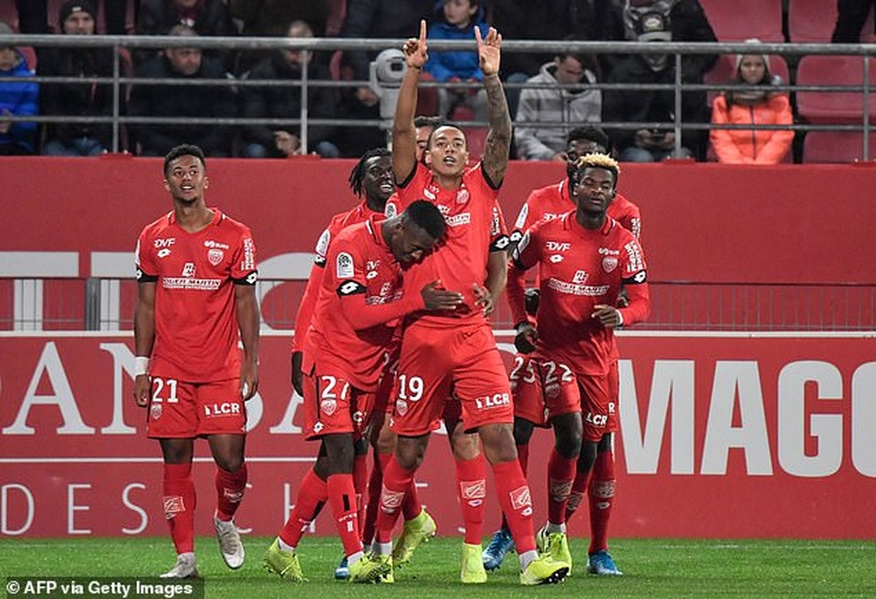 Mbappe ghi bàn, PSG vẫn nhận thất bại cay đắng trước đội cuối bảng Dijon - 3 Mbappe ghi bàn, PSG vẫn nhận thất bại cay đắng trước đội cuối bảng Dijon - 3