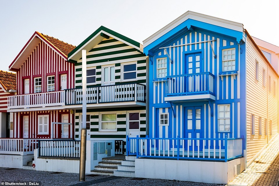 Những thành phố quyến rũ du khách bởi màu sắc độc đáo - 4 Những thành phố quyến rũ du khách bởi màu sắc độc đáo - 4