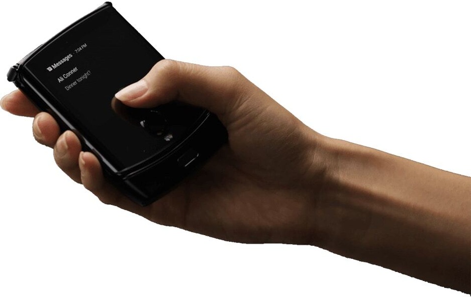 Xuất hiện thêm loạt ảnh chi tiết và rõ nét smartphone màn hình gập của Motorola - 2 Xuất hiện thêm loạt ảnh chi tiết và rõ nét smartphone màn hình gập của Motorola - 2