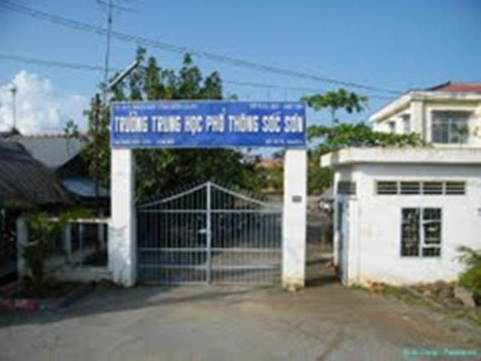 Thầy giáo 55 tuổi làm học sinh mang bầu: “Không thể để giáo viên này trong ngành” - 1 Thầy giáo 55 tuổi làm học sinh mang bầu: “Không thể để giáo viên này trong ngành” - 1