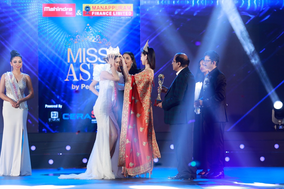 Yến Trang rạng rỡ đăng quang Hoa hậu Châu Á 2019 - 3 Yến Trang rạng rỡ đăng quang Hoa hậu Châu Á 2019 - 3