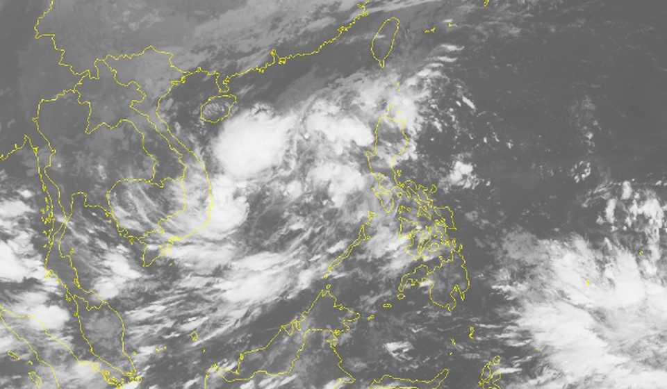 Xuất hiện một vùng áp thấp trên Biển Đông - 1 Xuất hiện một vùng áp thấp trên Biển Đông - 1