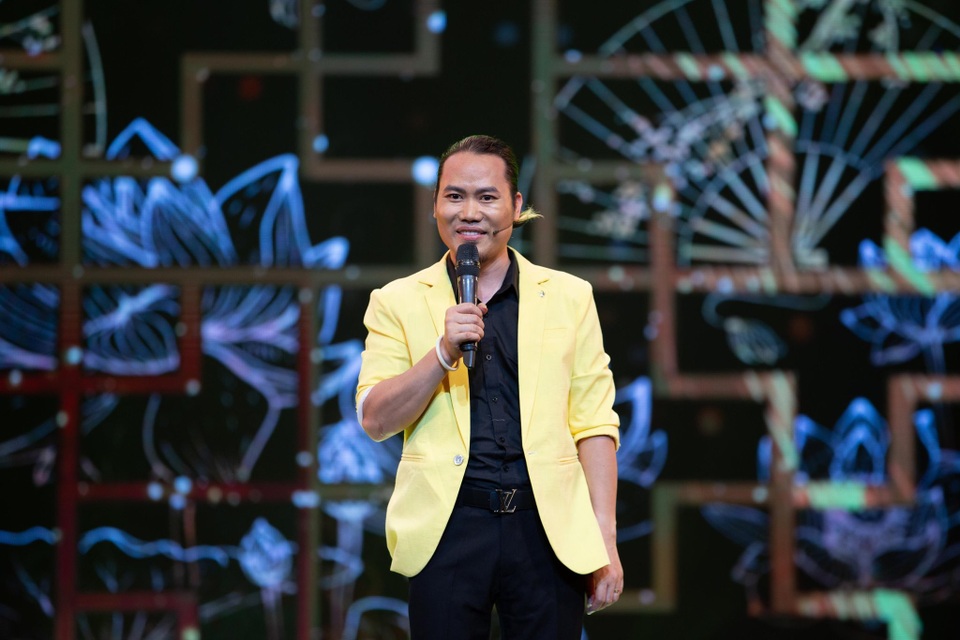 Nghệ sĩ Vượng Râu: “Nhiều nghệ sĩ không có phanh để kiềm chế mình lại” - 2 Nghệ sĩ Vượng Râu: “Nhiều nghệ sĩ không có phanh để kiềm chế mình lại” - 2