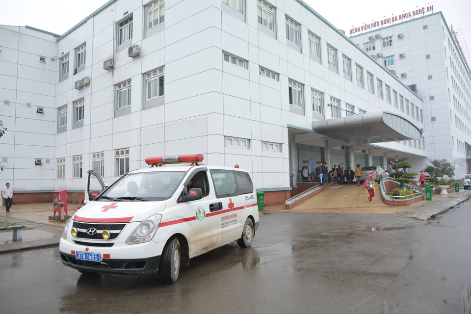 Câu chuyện nghĩa tình của chuyến xe chở những nhịp tim cuối cùng - 1 Câu chuyện nghĩa tình của chuyến xe chở những nhịp tim cuối cùng - 1