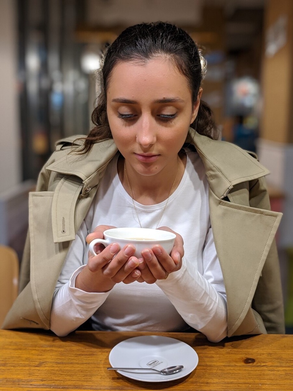 So sánh ảnh chụp ban đêm của bộ 3: Galaxy Note10+, Pixel 4 XL và iPhone 11 Pro Max - 19 So sánh ảnh chụp ban đêm của bộ 3: Galaxy Note10+, Pixel 4 XL và iPhone 11 Pro Max - 19