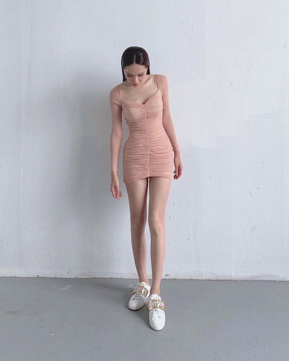 Á hậu Huyền My lạ lẫm với tạo hình Na Tra - 10