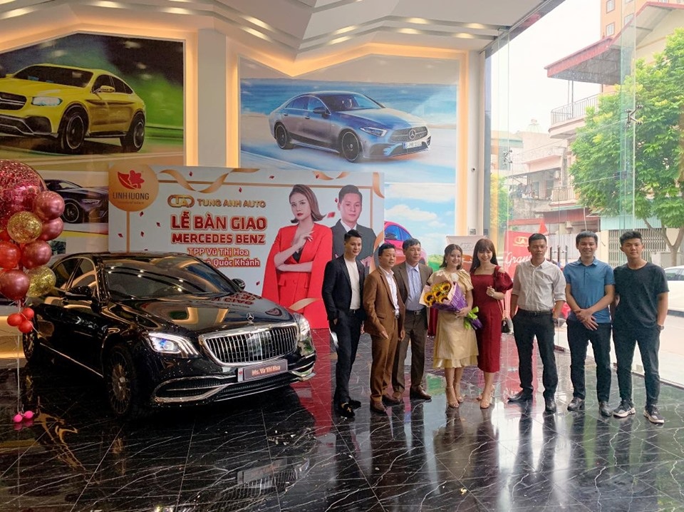 Khách hàng bất ngờ với buổi lễ bàn giao xe của Tùng Anh Auto - 2 Khách hàng bất ngờ với buổi lễ bàn giao xe của Tùng Anh Auto - 2