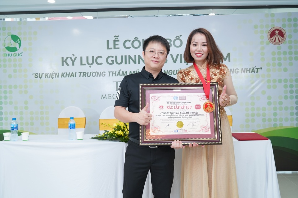 Hệ thống Thẩm mỹ Thu Cúc xác lập kỷ lục Guinness tại Việt Nam - 5 Hệ thống Thẩm mỹ Thu Cúc xác lập kỷ lục Guinness tại Việt Nam - 5