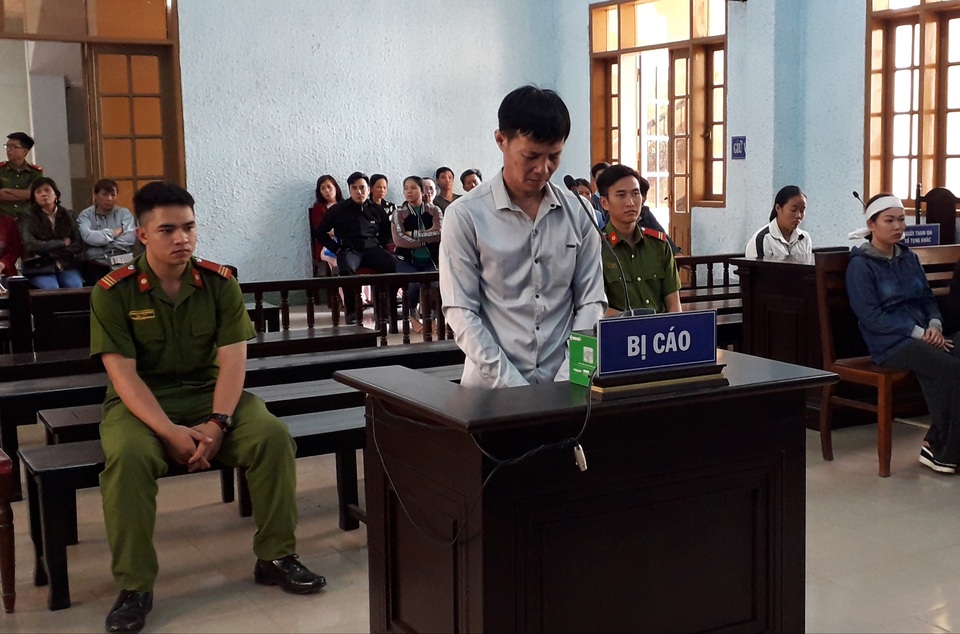 Chồng ghen phóng hỏa đốt người , lãnh án chung thân - 1 Chồng ghen phóng hỏa đốt người , lãnh án chung thân - 1