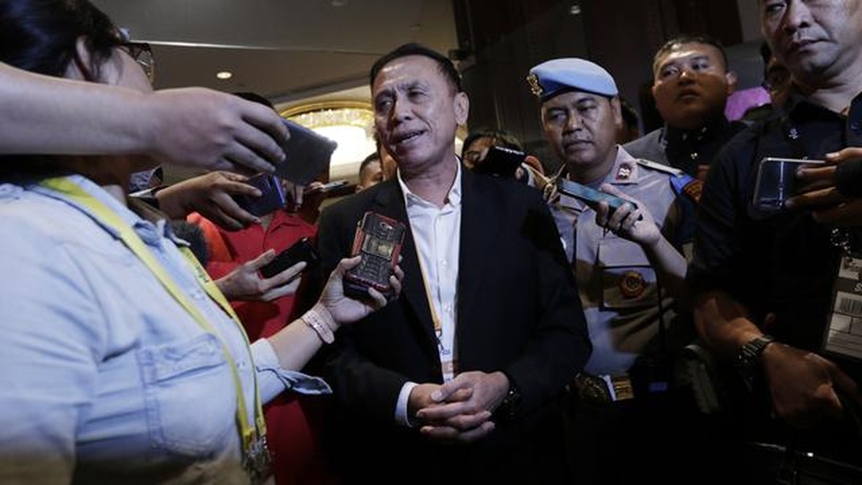 Indonesia tiếp tục tin dùng huấn luyện viên Simon McMenemy - 2 Indonesia tiếp tục tin dùng huấn luyện viên Simon McMenemy - 2