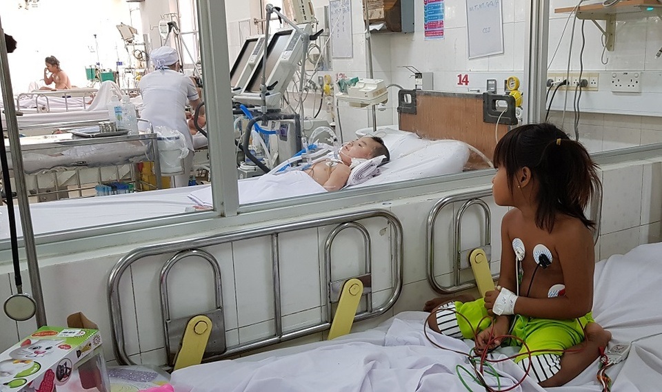 Bệnh bạch hầu bùng phát, nhiều địa phương xuất hiện ổ dịch - 2