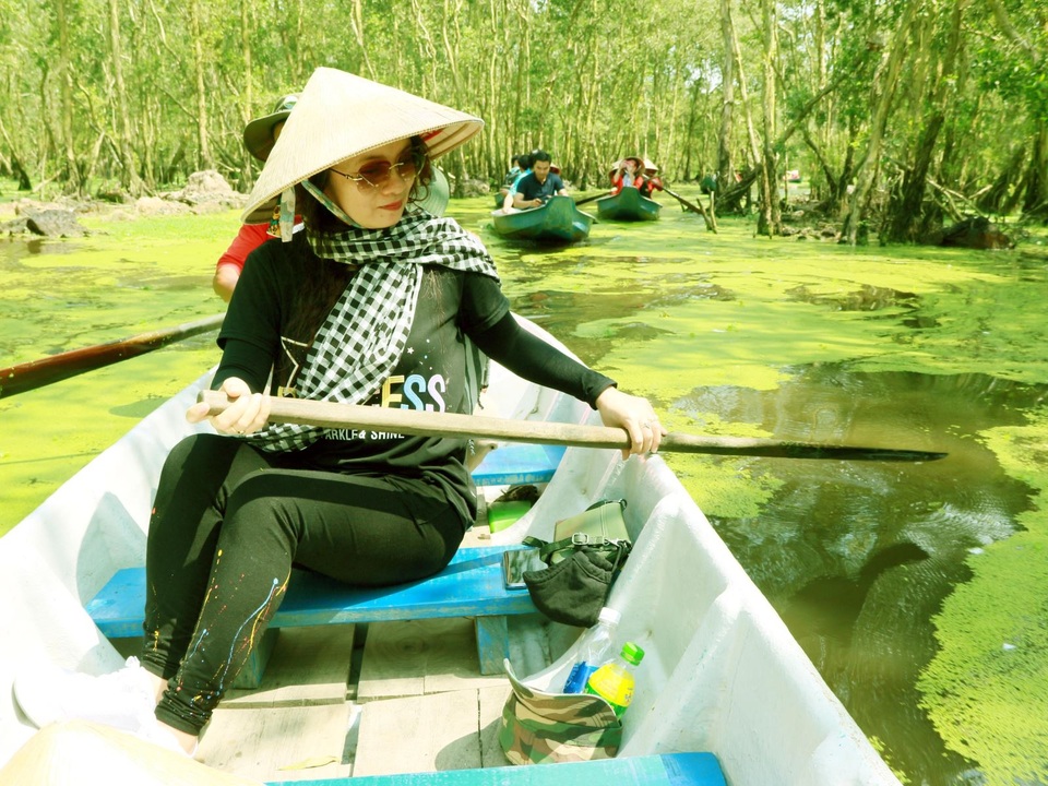 Màu xanh mê hoặc của rừng tràm Trà Sư mùa nước nổi - 5 Màu xanh mê hoặc của rừng tràm Trà Sư mùa nước nổi - 5