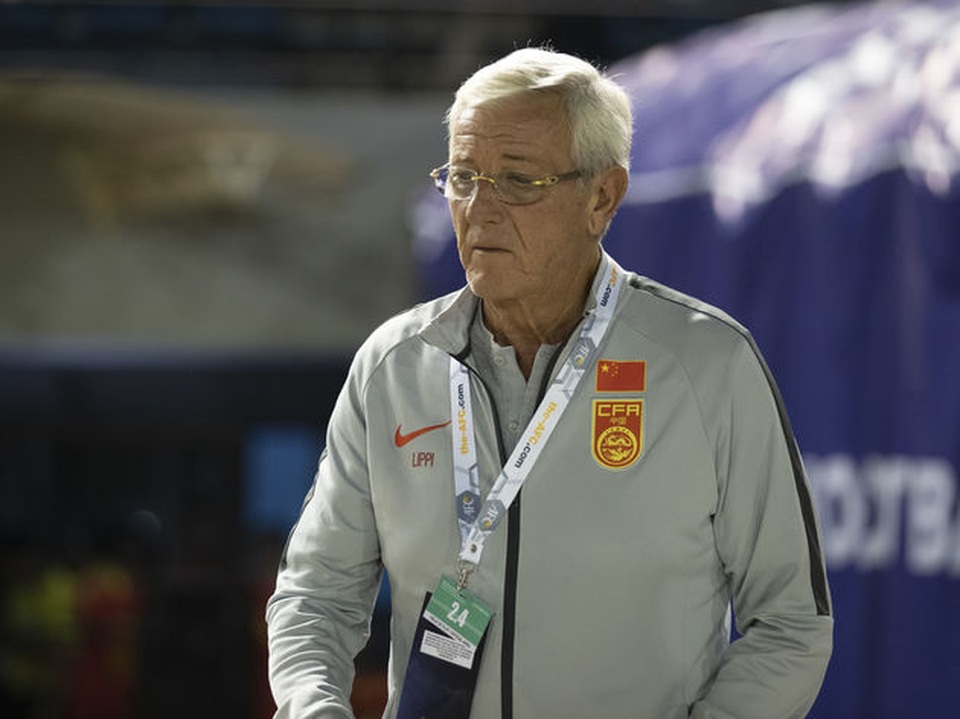 Bị chỉ trích “ngồi mát ăn bát vàng”, HLV Lippi đáp trả dư luận Trung Quốc - 1