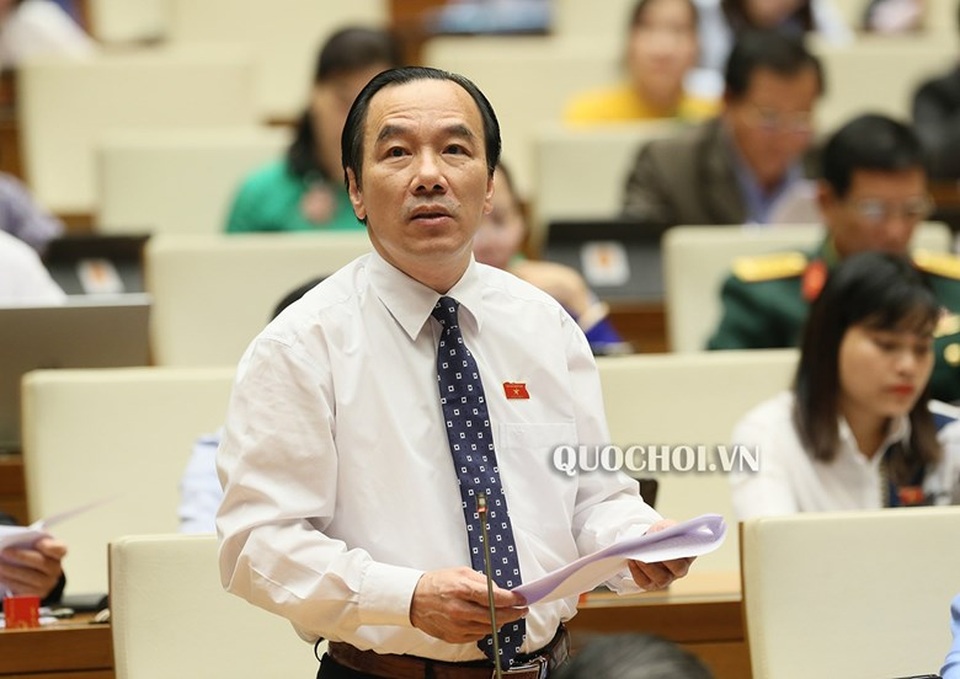 Đại biểu bức xúc việc Công ty nước sạch sông Đà xả bừa nước súc rửa bể - 2 Đại biểu bức xúc việc Công ty nước sạch sông Đà xả bừa nước súc rửa bể - 2