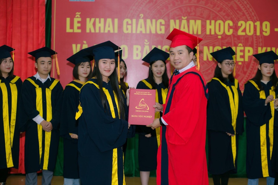 Trường Cao đẳng Y Dược Asean khai giảng năm học mới - 3 Trường Cao đẳng Y Dược Asean khai giảng năm học mới - 3