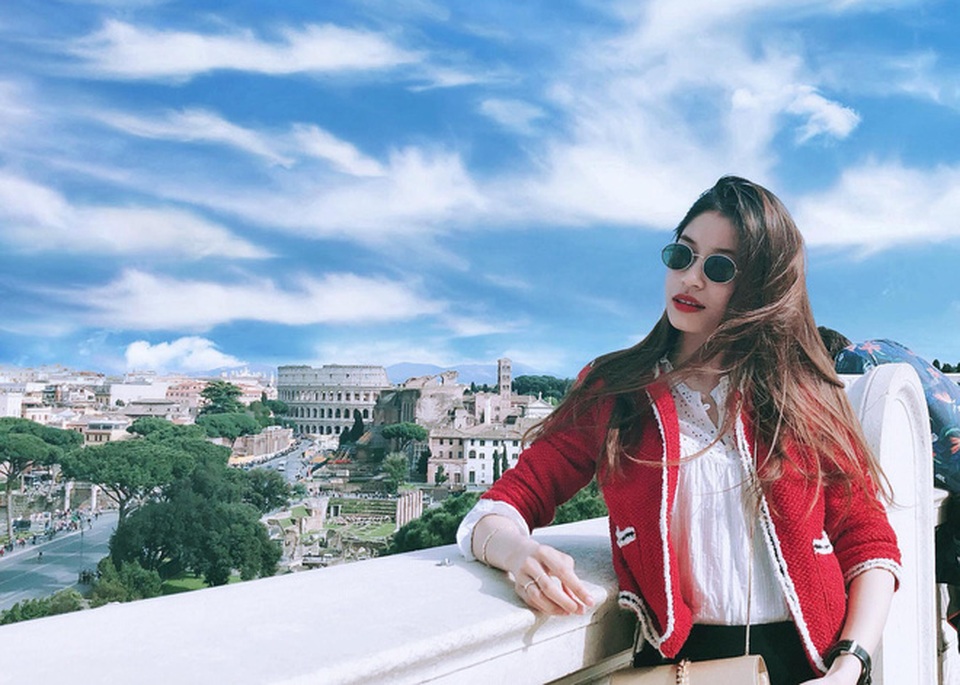 Hội bạn gái của dàn cầu thủ Việt Nam vừa đẹp vừa giỏi kiếm tiền - 7 Hội bạn gái của dàn cầu thủ Việt Nam vừa đẹp vừa giỏi kiếm tiền - 7