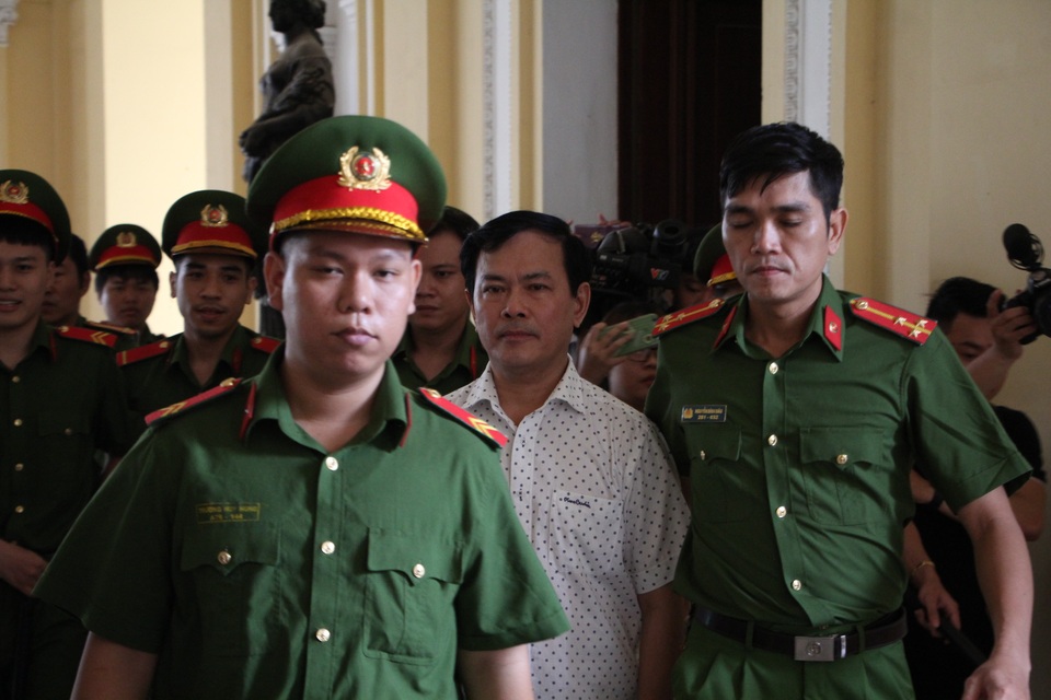 Bị cáo Nguyễn Hữu Linh đề nghị giám đốc thẩm - 7 Bị cáo Nguyễn Hữu Linh đề nghị giám đốc thẩm - 7