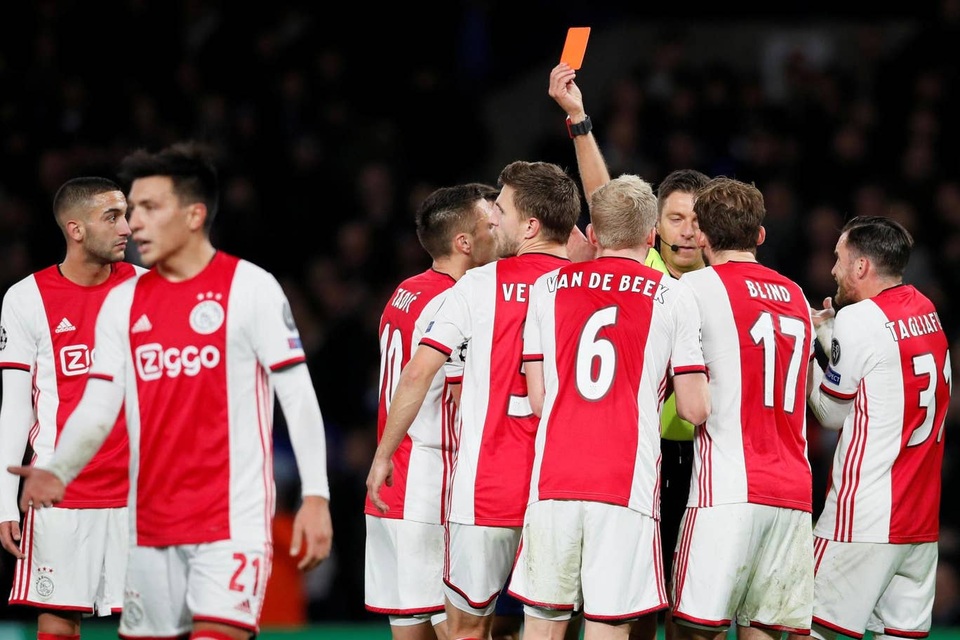 Những khoảnh khắc trong trận hòa đầy kinh ngạc giữa Chelsea và Ajax - 16 Những khoảnh khắc trong trận hòa đầy kinh ngạc giữa Chelsea và Ajax - 16