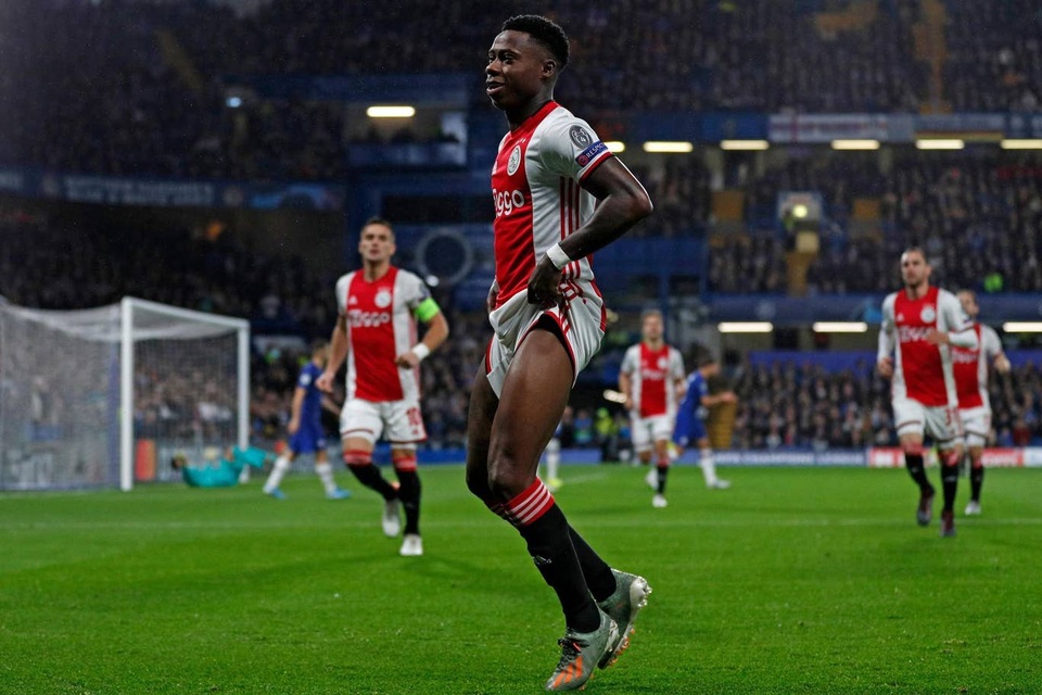 Những khoảnh khắc trong trận hòa đầy kinh ngạc giữa Chelsea và Ajax - 3 Những khoảnh khắc trong trận hòa đầy kinh ngạc giữa Chelsea và Ajax - 3