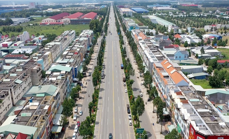 Hai mũi nhọn chiến lược của Bình Dương - 1 Hai mũi nhọn chiến lược của Bình Dương - 1