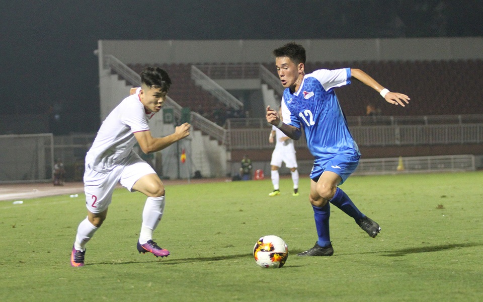 Khán đài sân Thống Nhất vắng vẻ trong ngày U19 Việt Nam thắng đậm Mông Cổ - 8 Khán đài sân Thống Nhất vắng vẻ trong ngày U19 Việt Nam thắng đậm Mông Cổ - 8