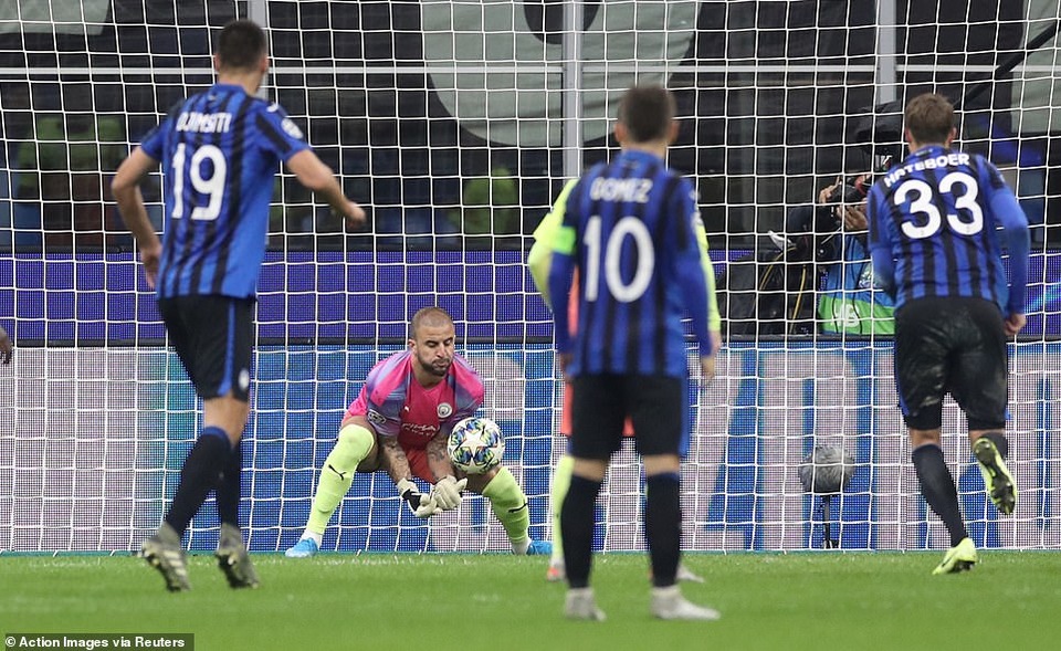 Atalanta 1-1 Man City: Jesus đá hỏng phạt đền, Bravo nhận thẻ đỏ - 3 Atalanta 1-1 Man City: Jesus đá hỏng phạt đền, Bravo nhận thẻ đỏ - 3