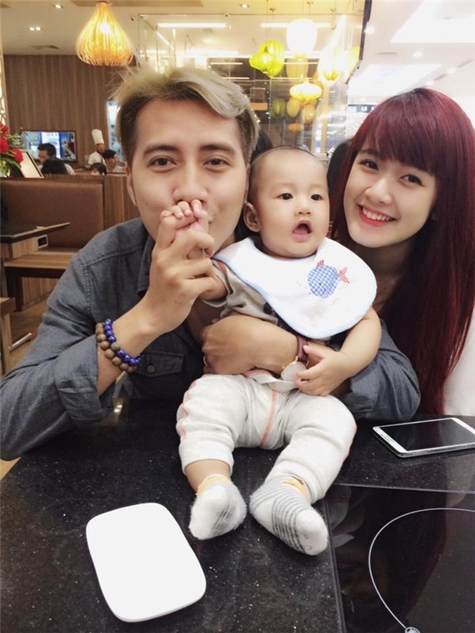 OnlyC bị chửi rủa, dọa hành hung vì từ chối chụp ảnh với khán giả tại Mỹ - 4 OnlyC bị chửi rủa, dọa hành hung vì từ chối chụp ảnh với khán giả tại Mỹ - 4