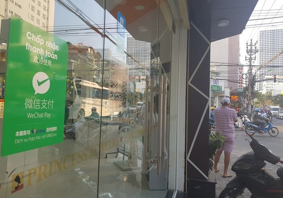 Khánh Hòa đón hơn 6,1 triệu lượt khách lưu trú sau 10 tháng - 2 Khánh Hòa đón hơn 6,1 triệu lượt khách lưu trú sau 10 tháng - 2