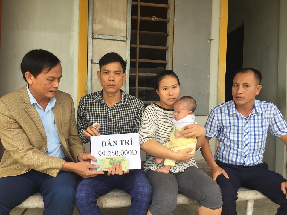Dù còn chút hy vọng nhỏ nhoi gia đình cũng tìm cách cứu cháu bé - 5 Dù còn chút hy vọng nhỏ nhoi gia đình cũng tìm cách cứu cháu bé - 5