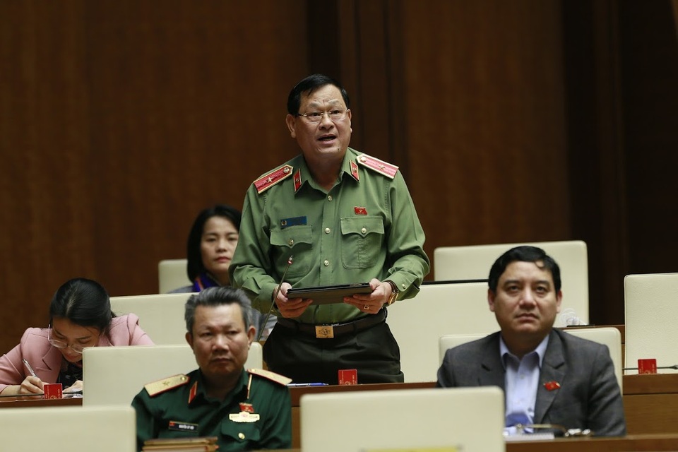 Bộ trưởng Nội vụ: “Tôi chưa từng tự đánh giá bản thân hoàn thành xuất sắc nhiệm vụ” - 5 Bộ trưởng Nội vụ: “Tôi chưa từng tự đánh giá bản thân hoàn thành xuất sắc nhiệm vụ” - 5