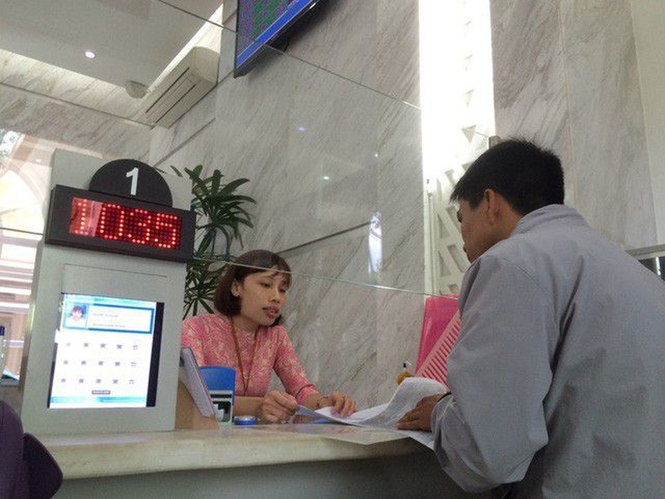 TPHCM sửa đổi quy định đánh giá, chi thu nhập tăng thêm cho cán bộ - 1 TPHCM sửa đổi quy định đánh giá, chi thu nhập tăng thêm cho cán bộ - 1