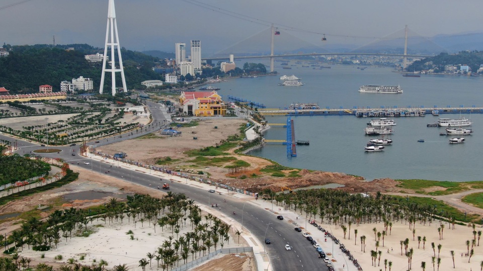 Hoành Bồ - Hạ Long về chung một nhà: Được gì và mất gì? - 3