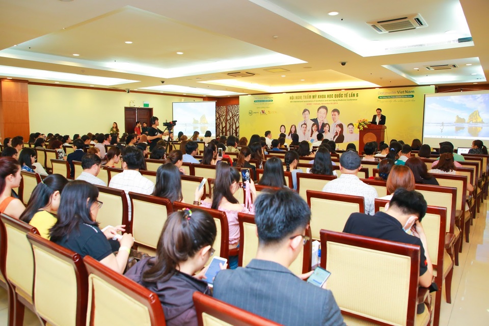 Cập nhật những công nghệ làm đẹp hiện đại tại hội nghị thẩm mỹ khoa học quốc tế lần 6 - 1 Cập nhật những công nghệ làm đẹp hiện đại tại hội nghị thẩm mỹ khoa học quốc tế lần 6 - 1