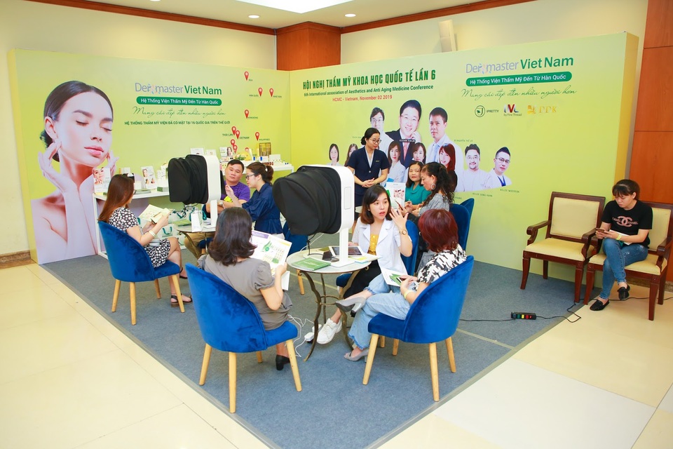 Cập nhật những công nghệ làm đẹp hiện đại tại hội nghị thẩm mỹ khoa học quốc tế lần 6 - 5 Cập nhật những công nghệ làm đẹp hiện đại tại hội nghị thẩm mỹ khoa học quốc tế lần 6 - 5
