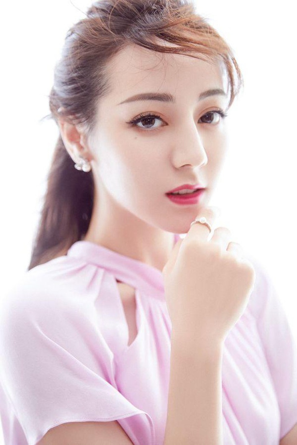 Nhan sắc vạn người mê của mỹ nhân 9x - Địch Lệ Nhiệt Ba - 27 Nhan sắc vạn người mê của mỹ nhân 9x - Địch Lệ Nhiệt Ba - 27