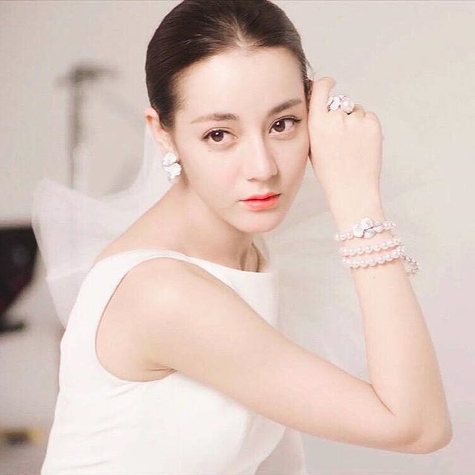 Nhan sắc vạn người mê của mỹ nhân 9x - Địch Lệ Nhiệt Ba - 29 Nhan sắc vạn người mê của mỹ nhân 9x - Địch Lệ Nhiệt Ba - 29