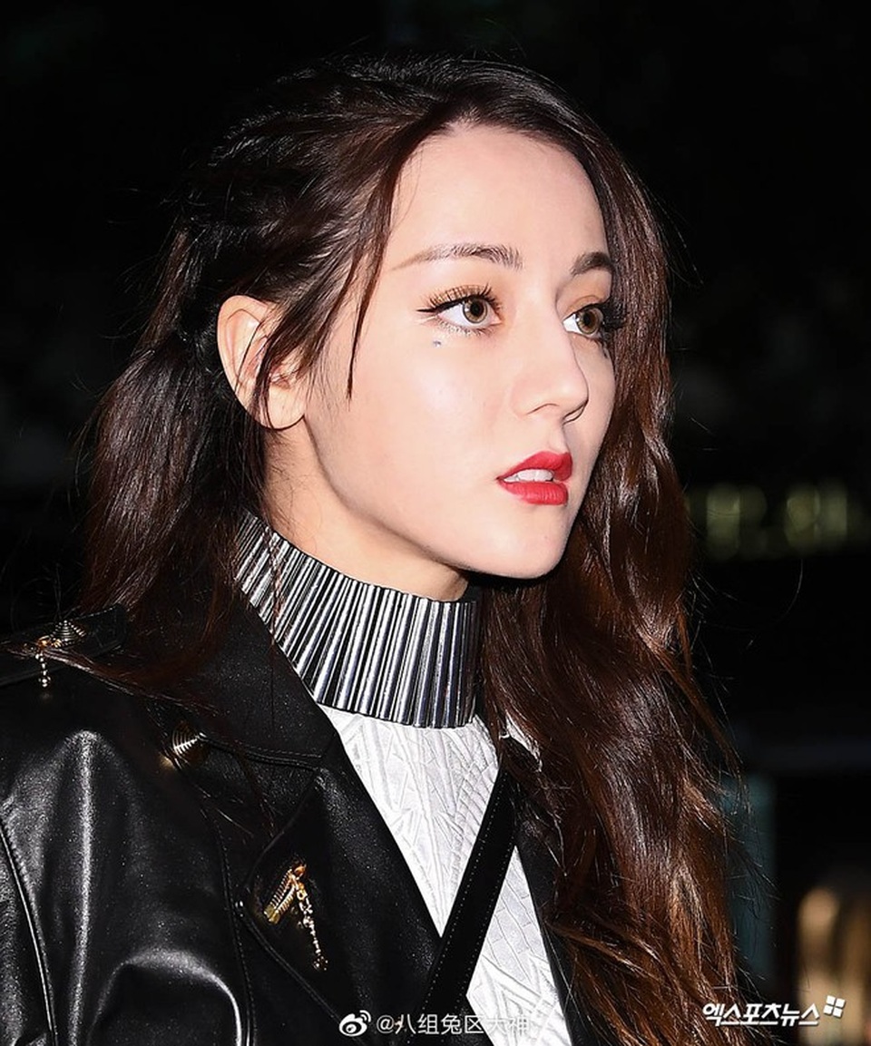 Nhan sắc vạn người mê của mỹ nhân 9x - Địch Lệ Nhiệt Ba - 9 Nhan sắc vạn người mê của mỹ nhân 9x - Địch Lệ Nhiệt Ba - 9