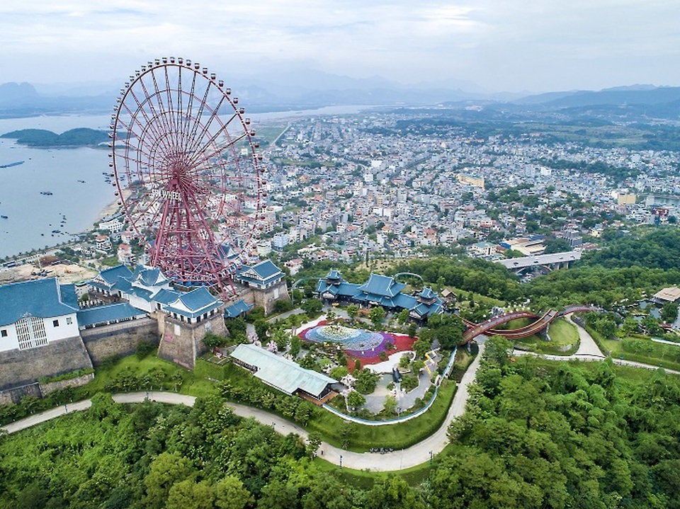 Sun World Halong Complex giảm hơn 50% giá vé cáp treo Nữ Hoàng cho du khách - 6