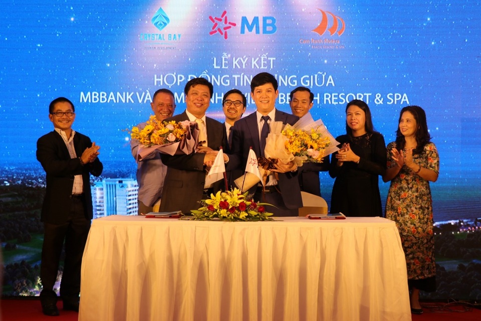 MBBank tài trợ vốn 838 tỷ đồng mở rộng khu nghỉ dưỡng 5 sao Cam Ranh Riviera Beach Resort Spa - 1 MBBank tài trợ vốn 838 tỷ đồng mở rộng khu nghỉ dưỡng 5 sao Cam Ranh Riviera Beach Resort Spa - 1