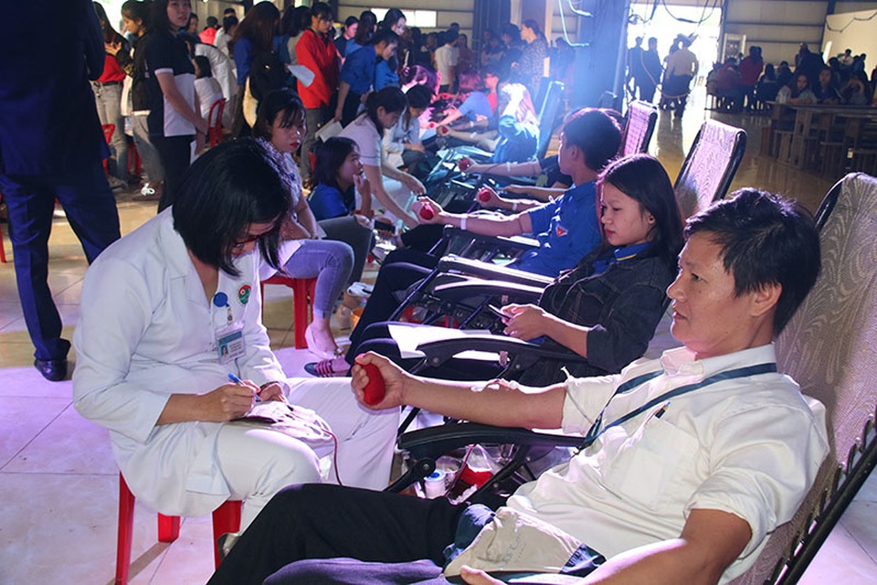 Sinh viên ĐH Hà Tĩnh hứng khởi trong “Ngày hội tình nguyện 2019” - 3 Sinh viên ĐH Hà Tĩnh hứng khởi trong “Ngày hội tình nguyện 2019” - 3