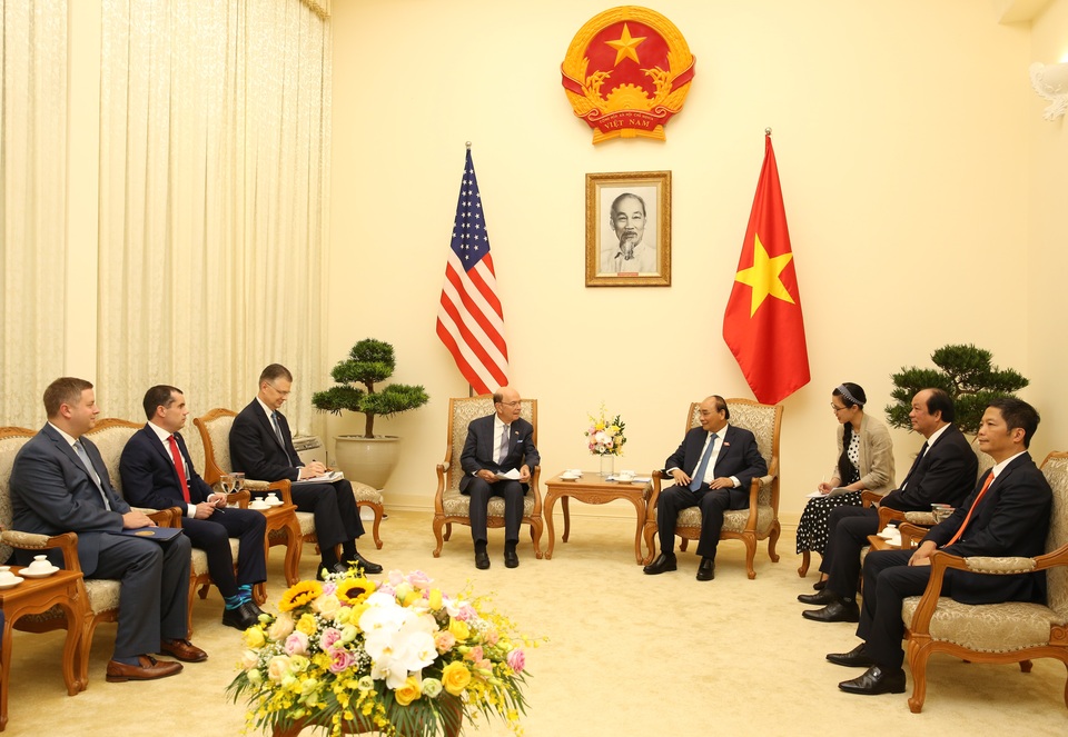 Thủ tướng Nguyễn Xuân Phúc tiếp Bộ trưởng Thương mại Mỹ thăm Việt Nam - 2 Thủ tướng Nguyễn Xuân Phúc tiếp Bộ trưởng Thương mại Mỹ thăm Việt Nam - 2