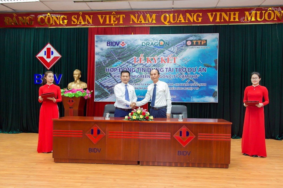 Tập đoàn TTP ký kết hợp tác với BIDV Quảng Ninh - 3 Tập đoàn TTP ký kết hợp tác với BIDV Quảng Ninh - 3