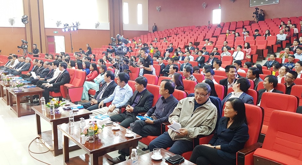 Bảo vệ, thợ cơ khí hào hứng tham gia Hội thi Sáng tạo Kỹ thuật - 2 Bảo vệ, thợ cơ khí hào hứng tham gia Hội thi Sáng tạo Kỹ thuật - 2