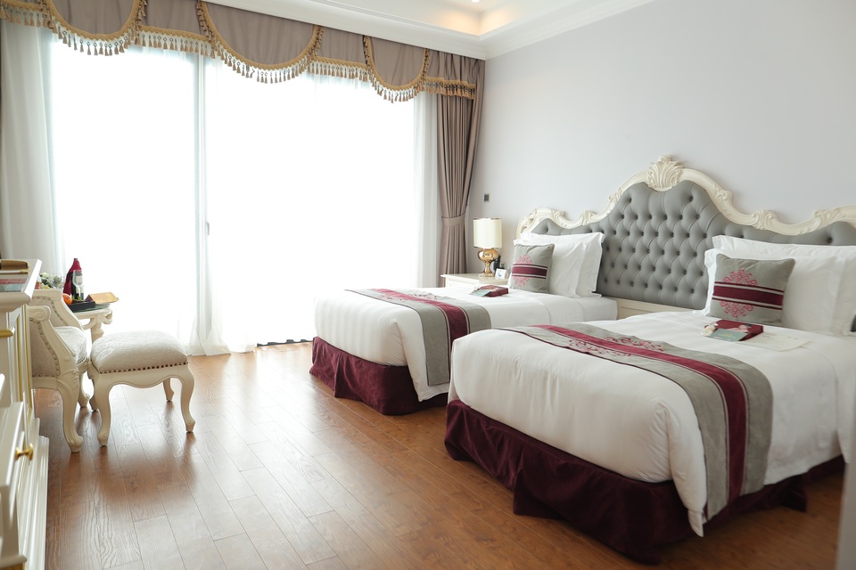 Không gian tiệc cưới bên bờ biển của Đông Nhi - Ông Cao Thắng - 15 Không gian tiệc cưới bên bờ biển của Đông Nhi - Ông Cao Thắng - 15