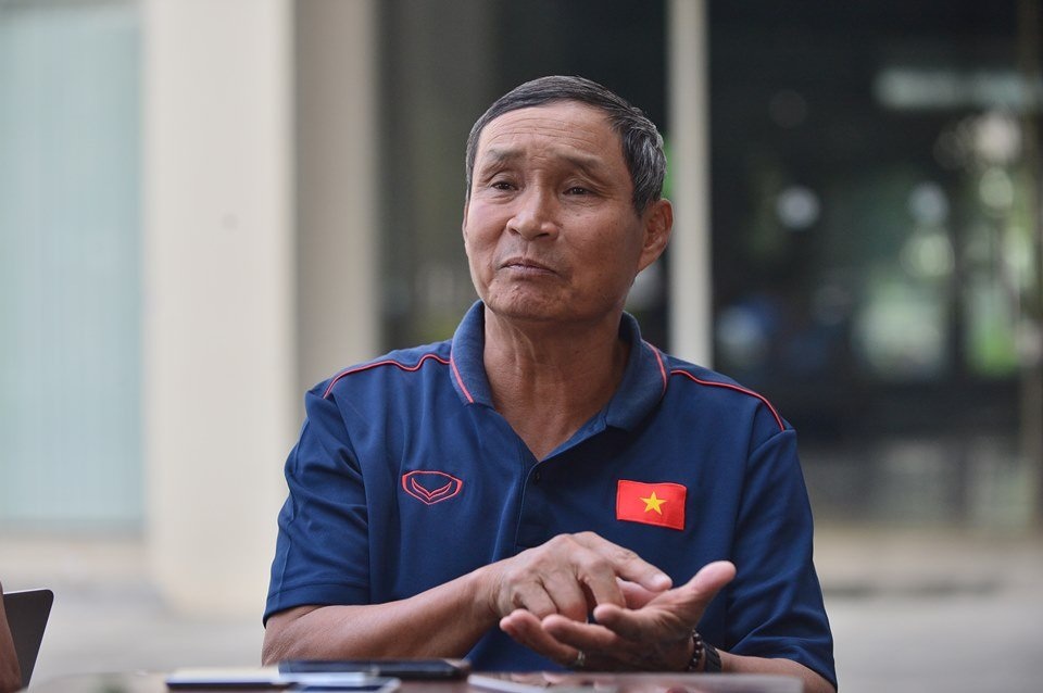 HLV Mai Đức Chung: “Bóng đá nữ cần những người như bầu Hiển, bầu Đức” - 1 HLV Mai Đức Chung: “Bóng đá nữ cần những người như bầu Hiển, bầu Đức” - 1