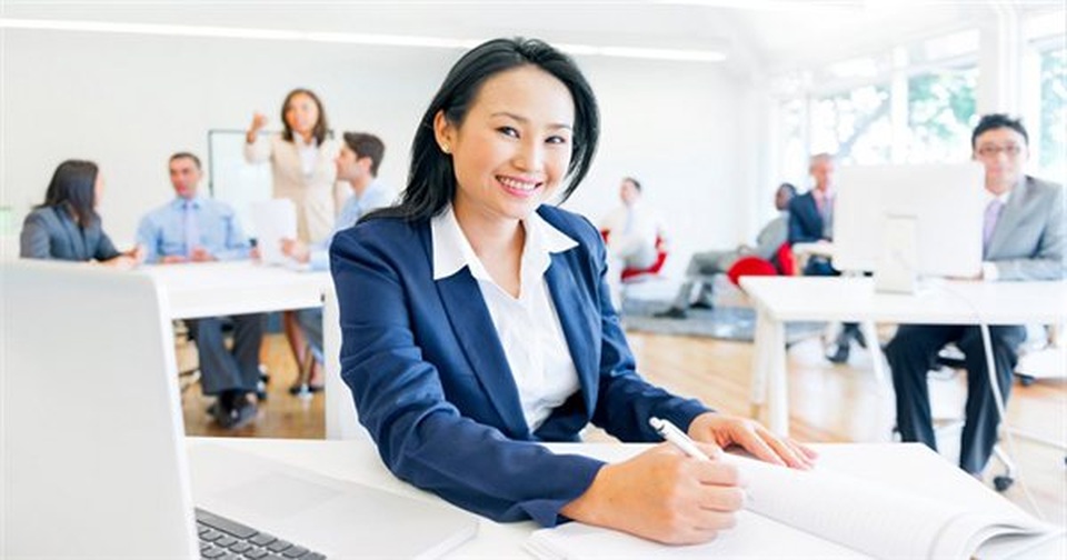 Phụ nữ Việt và chặng đường chinh phục điều “phi thường” trong xã hội hiện đại - 1 Phụ nữ Việt và chặng đường chinh phục điều “phi thường” trong xã hội hiện đại - 1