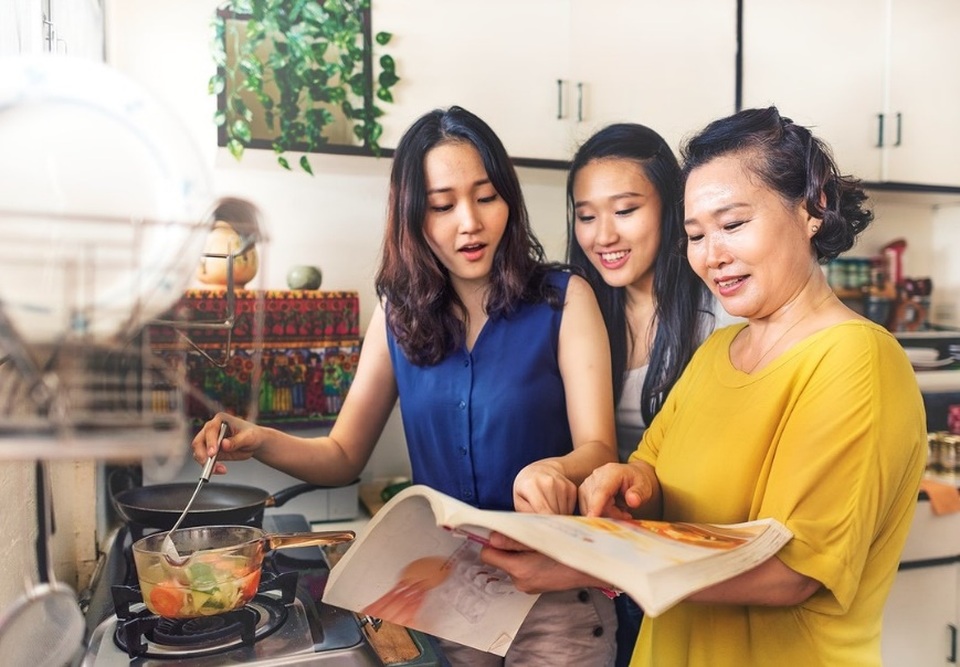 Phụ nữ Việt và chặng đường chinh phục điều “phi thường” trong xã hội hiện đại - 3 Phụ nữ Việt và chặng đường chinh phục điều “phi thường” trong xã hội hiện đại - 3