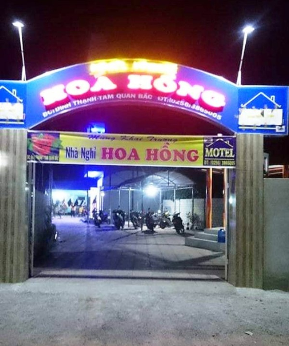 Chủ nhà nghỉ ngừng kinh doanh, nhường chỗ cho người dân tránh bão - 1 Chủ nhà nghỉ ngừng kinh doanh, nhường chỗ cho người dân tránh bão - 1